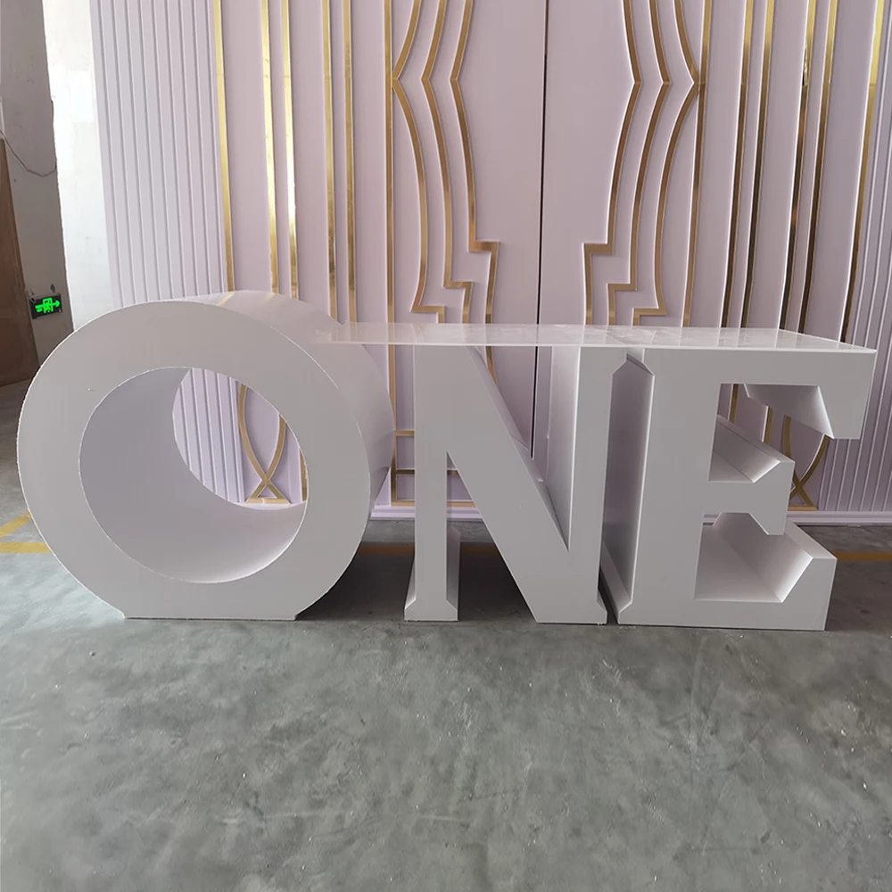 White Acrylic Marquee One Letters Table Base LOVE Table For Wedding Decoration