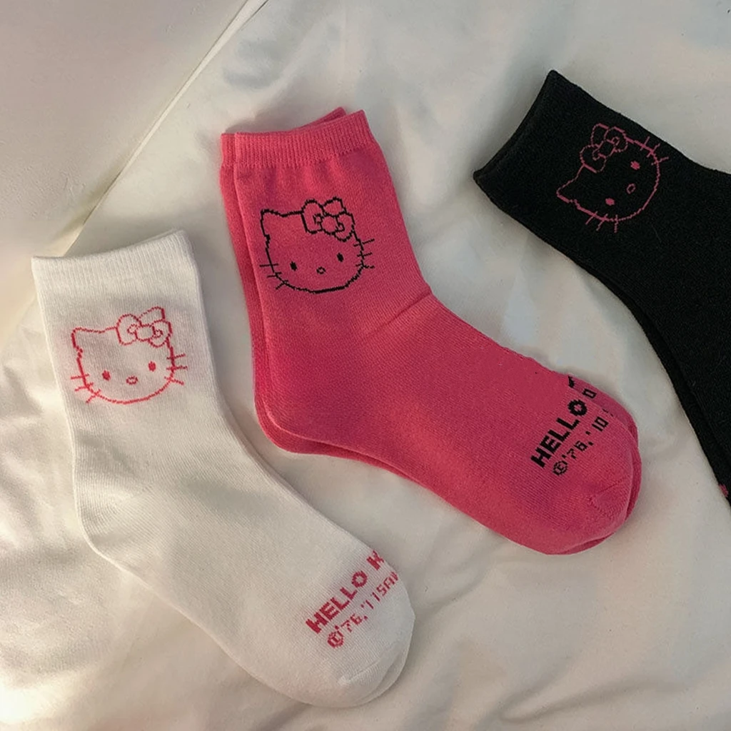 3 Pairs Hello Kitty kız çorap Sanrio Kawaii çorap orta boy siyah ve beyaz kadın çorap