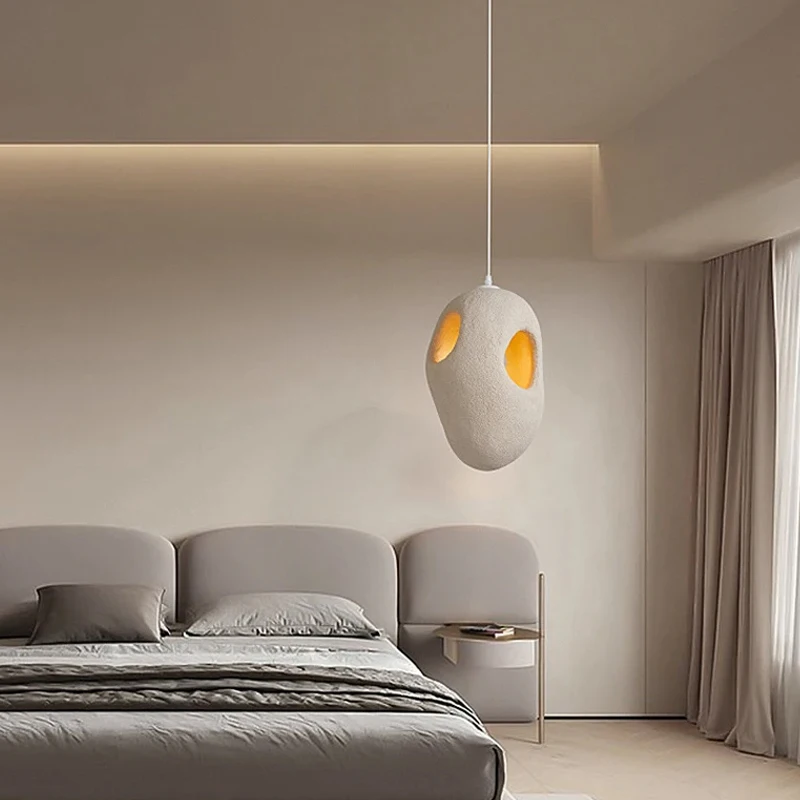 Imagem -03 - Japonês Wabi Sabi Bege Forma Porosa Luz Pingente Casa Ficar Quarto Lustre de Cabeceira Nordic Estilo Simples Lâmpadas Criativas