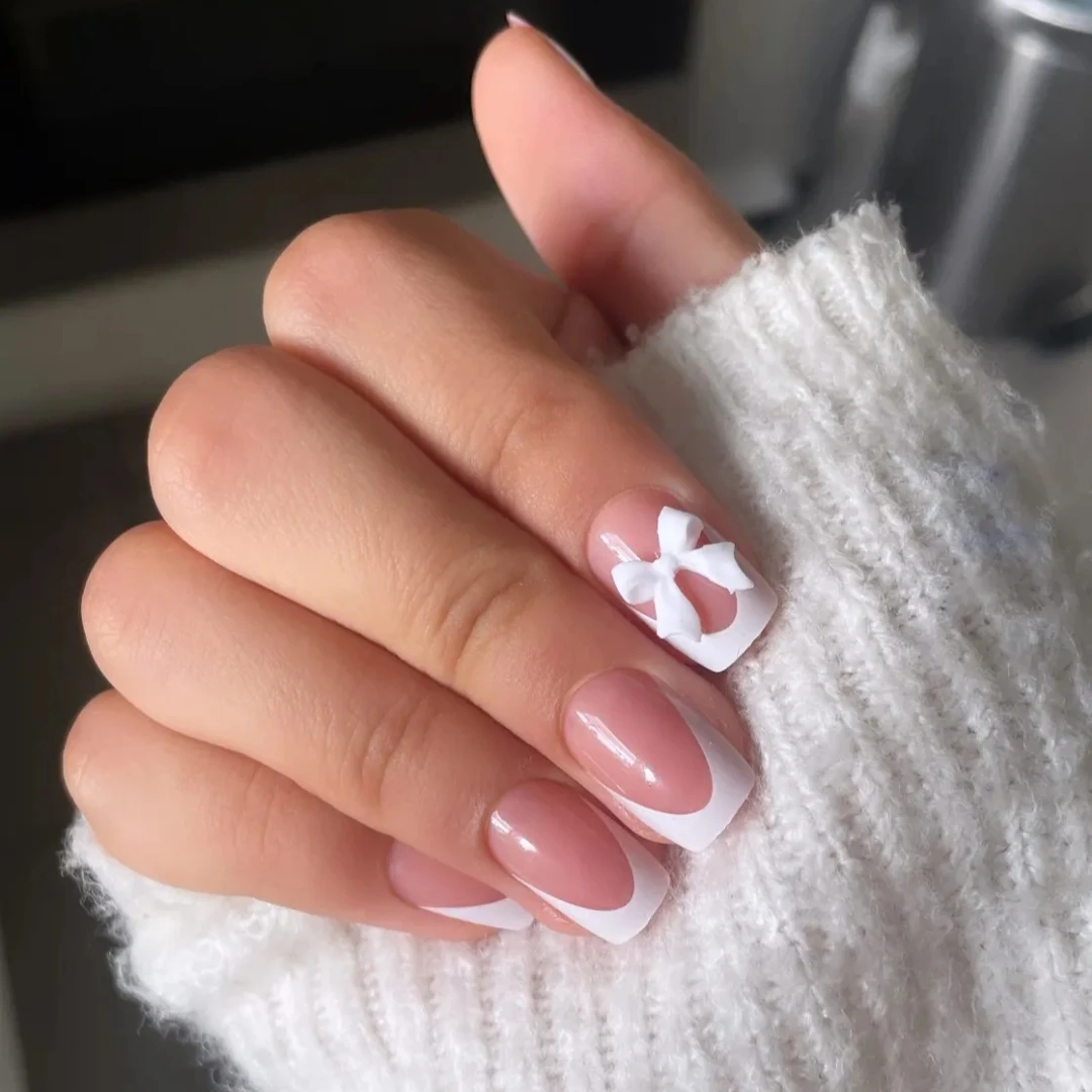 Nude rosa imprensa em unhas branco estilo francês cabeça quadrada unhas falsas encantos bowknot projetos moda capa completa dicas de unhas falsas