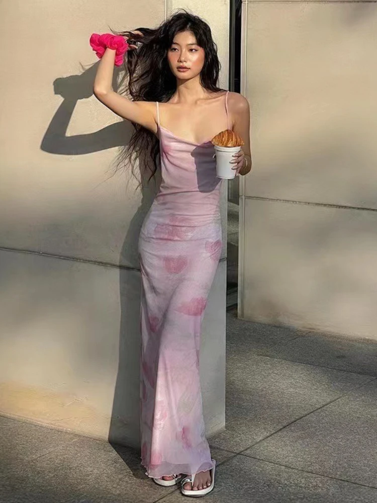 فستان ماكسي مثير بقماش شفاف أوروبي أمريكي 2025 فساتين جديدة بدون حمالات فستان طويل ضيق مطبوع عليه زهور لملابس النساء