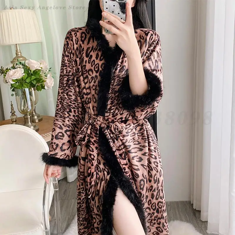 

Luxury Leopard Print Long Robe Nightgown Women Long Sleeve Kimono Bathrobe Gown Autumn Winter Velvet Sleepwear Sexy Home Dress