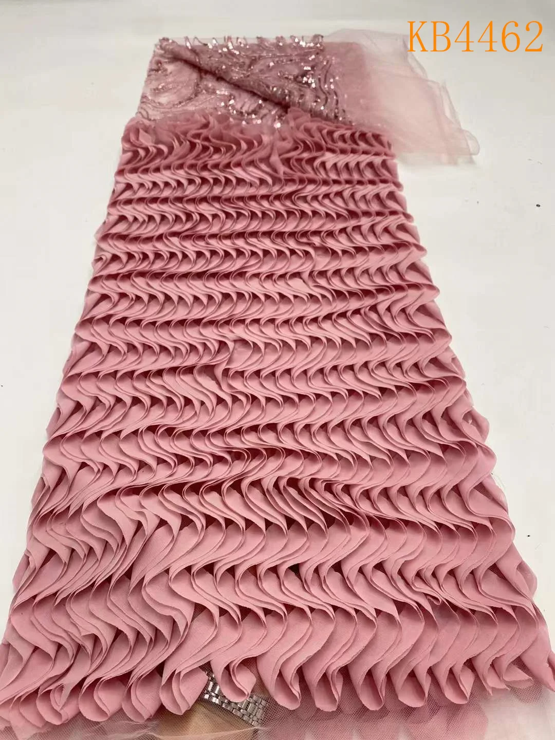 

Green Sequin Lace Fabric French Mesh Luxurious Women's Evening Dresses Black Beaded Lace Fabric For Wedding Party Dress KB4462