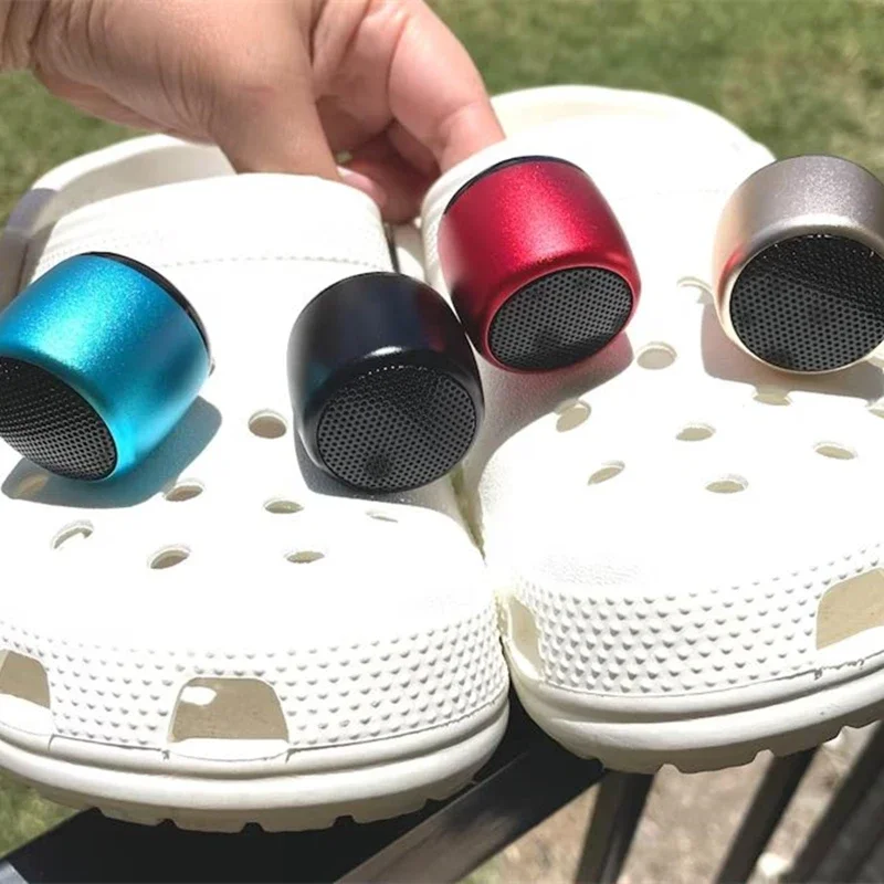 Aksesori liontin Speaker BT Mini Croc lucu hadiah Natal untuk teman