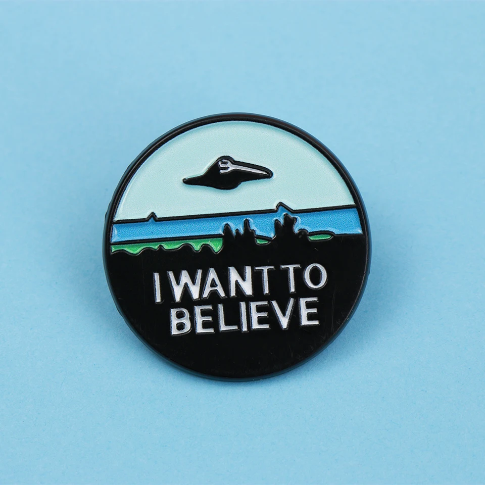 Cartoon Mysterious Science Fiction Slogan Letters I WANT TO BELIEVE Enamel Metal Pin Brooch Badge Gift for UFO Enthusiast Fan view 5