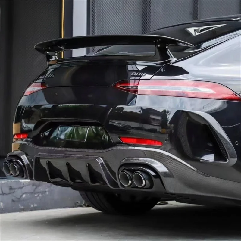 Premium B Style Carbon Body Kit with Front Lip Rear Diffuser and Side Skirt for Full-Size Sports Sedan Off-Road