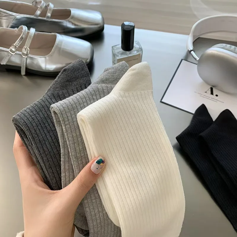 1/6 Paar Damen-Halbsocken für Herbst und Winter, einfarbig, warm, bequem, modisch, schlicht, im koreanischen Stil, lässig, gestapelt. – Detail 5
