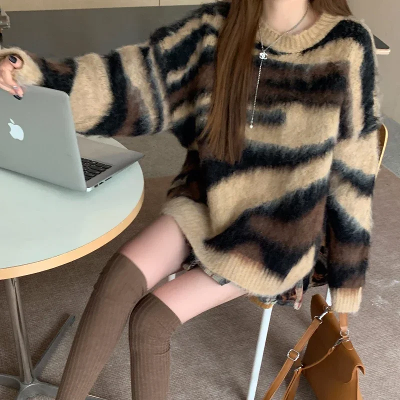 Fall and Winter Lazy Style Women Sweater Mohair Brush Hair Sense O-neck Zebra Print Sweaters Niche Casual Versatile Female Tops