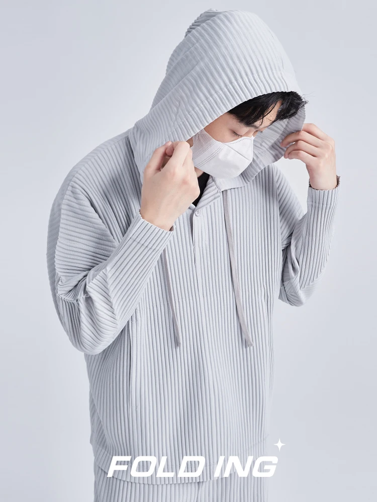 Men's Long Sleeved Casual Loose Fitting Top with Pleated Hooded American Sweatshirt Men's Korean Version Fashionable Top