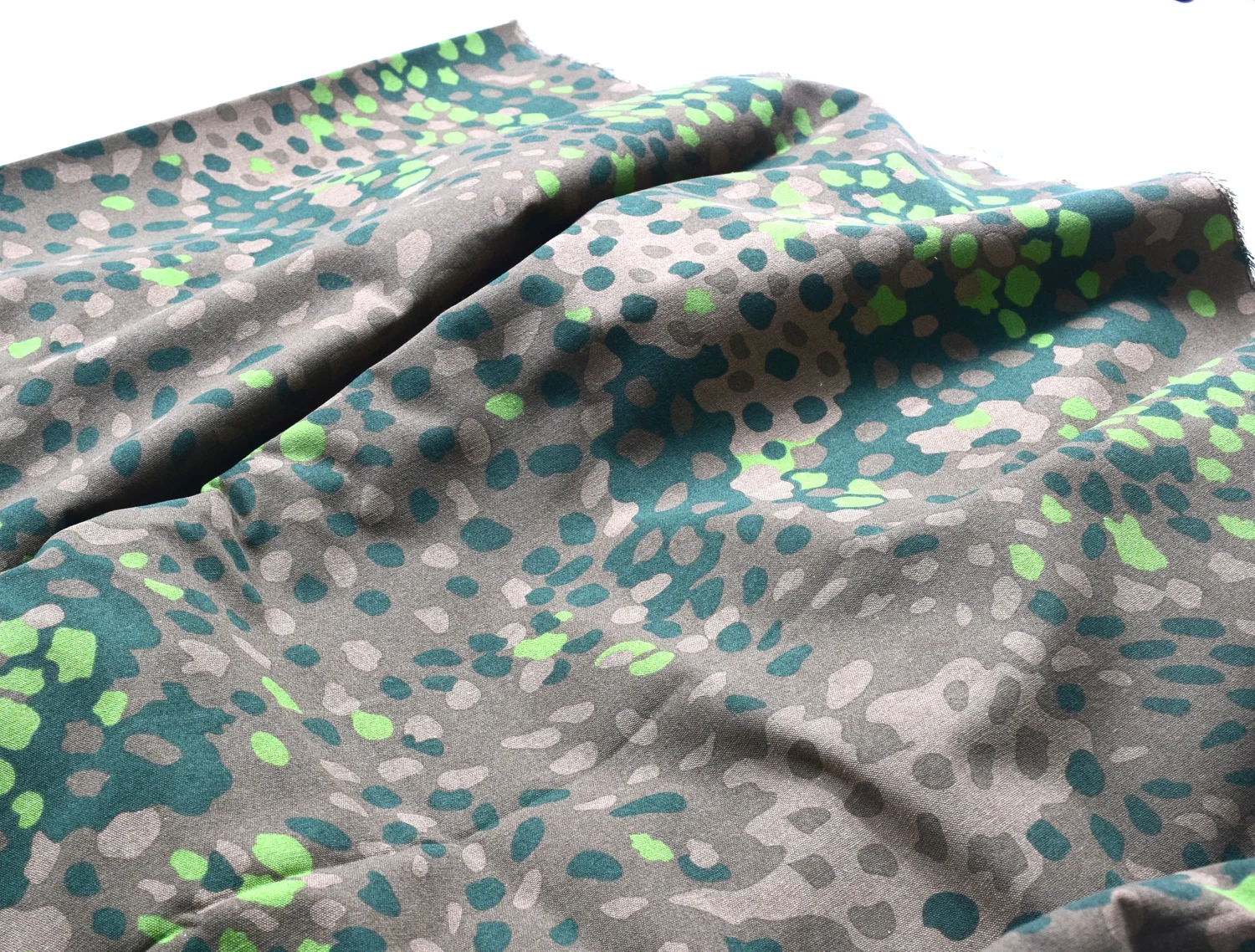 CAMOUFLAGE GERMAN ARMY DOT 44 CAMOUFLAGE FABRIC COTTON