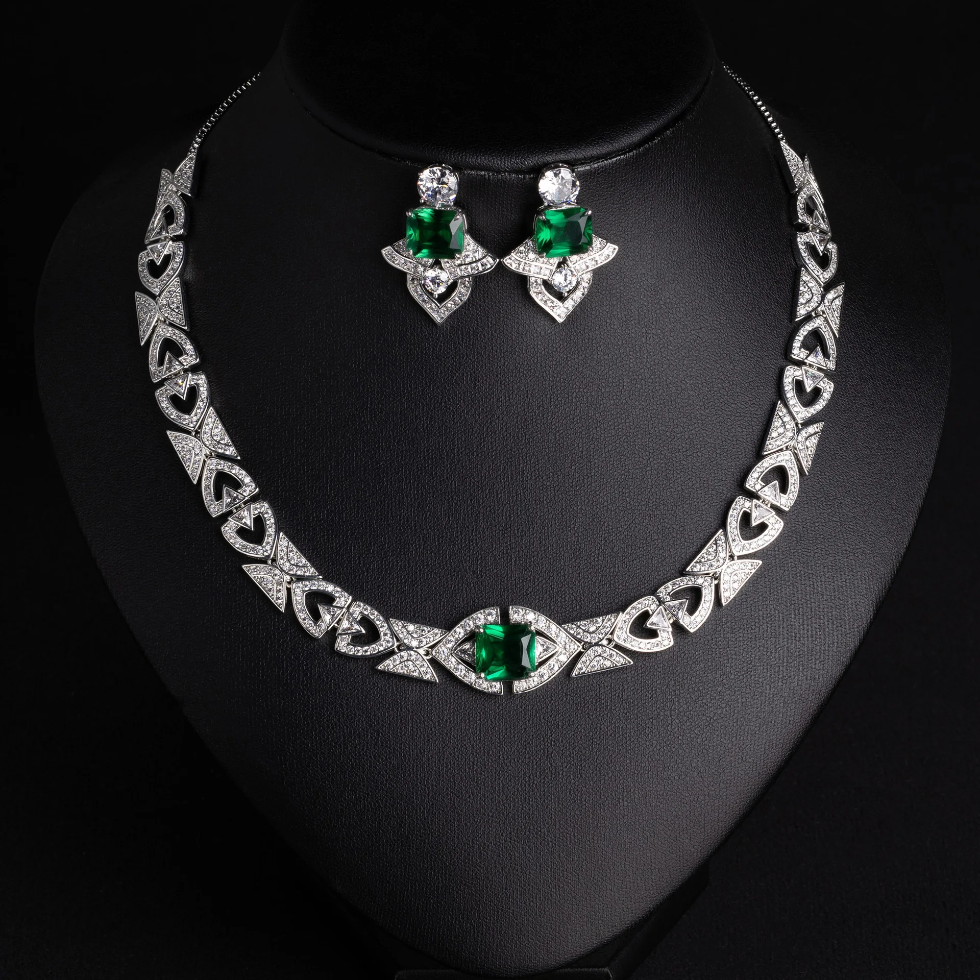 ByI European and American Style Premium Simple Everyday Set Necklace and Earrings Women's Jewelry Wedding Travel Ball Gift M1117