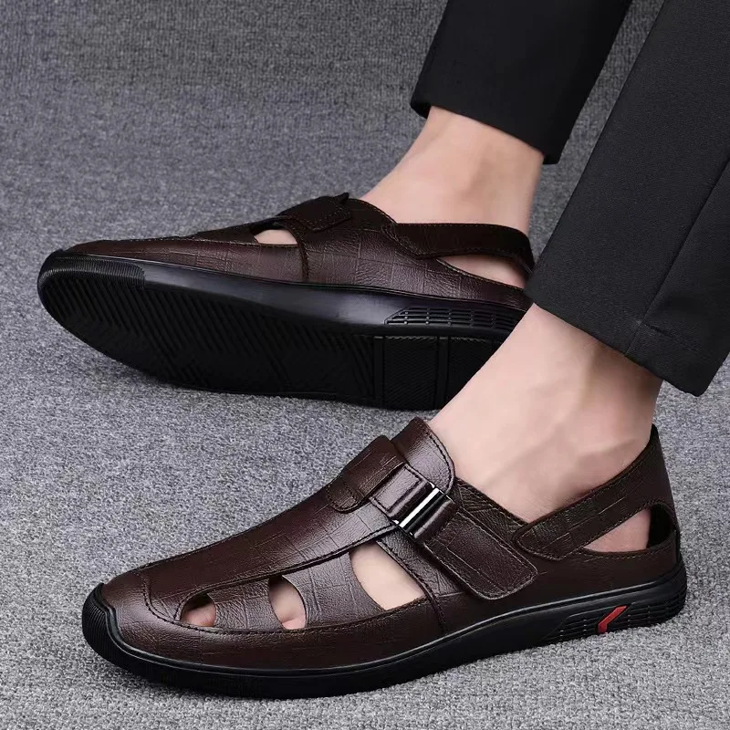 Summer Men Leather Shoes Round Toe Solid Color Hollow Sandals Non-slip Soft Bottom Mens Fashion Flats Sandalias Para Hombres