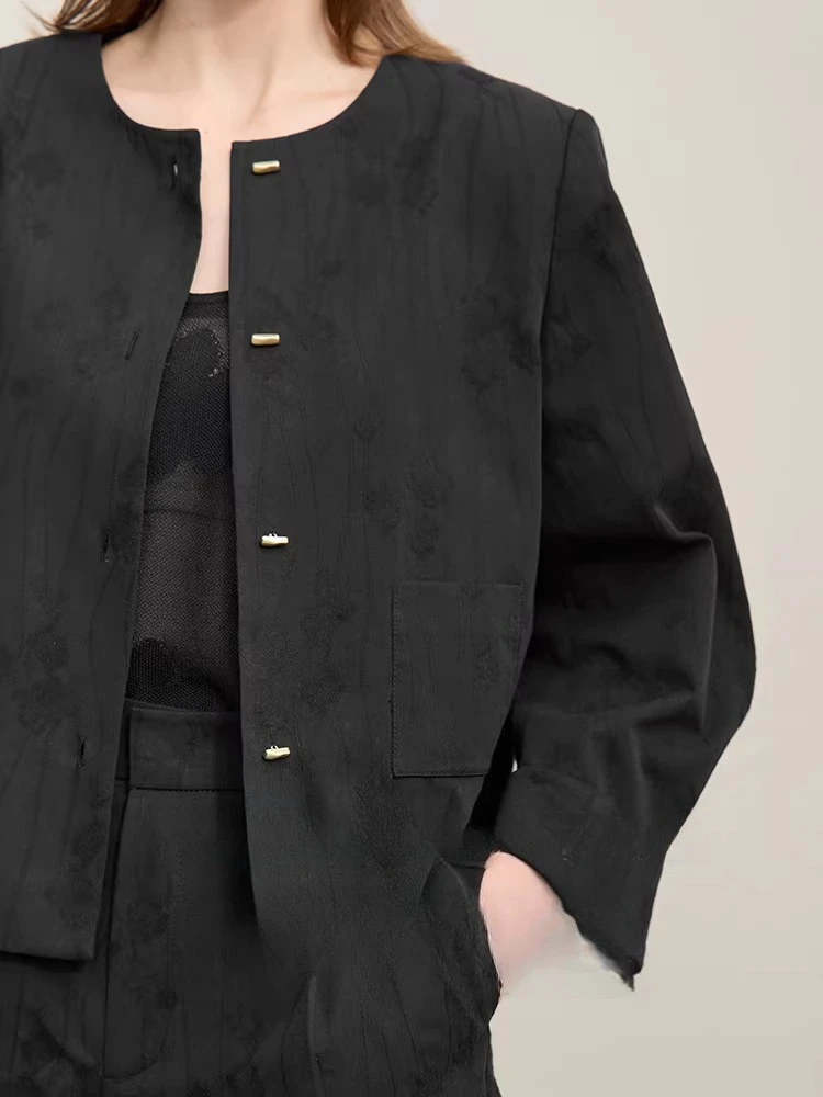 Chaqueta Amii para Mujer, Primavera 2026, Cuello Redondo, Hebilla Metálica, Chaqueta de Jacquard de Algodón, Estilo Retro, Holgada, Manga Larga, 12641110