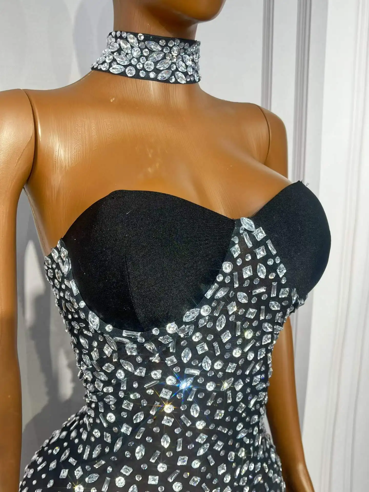Luxurious Twinkling Rhinestones Neck giter Tube Mesh Dress Women Evening Birthday Wedding Elegant Gown Red carpet Stage Wear view 5