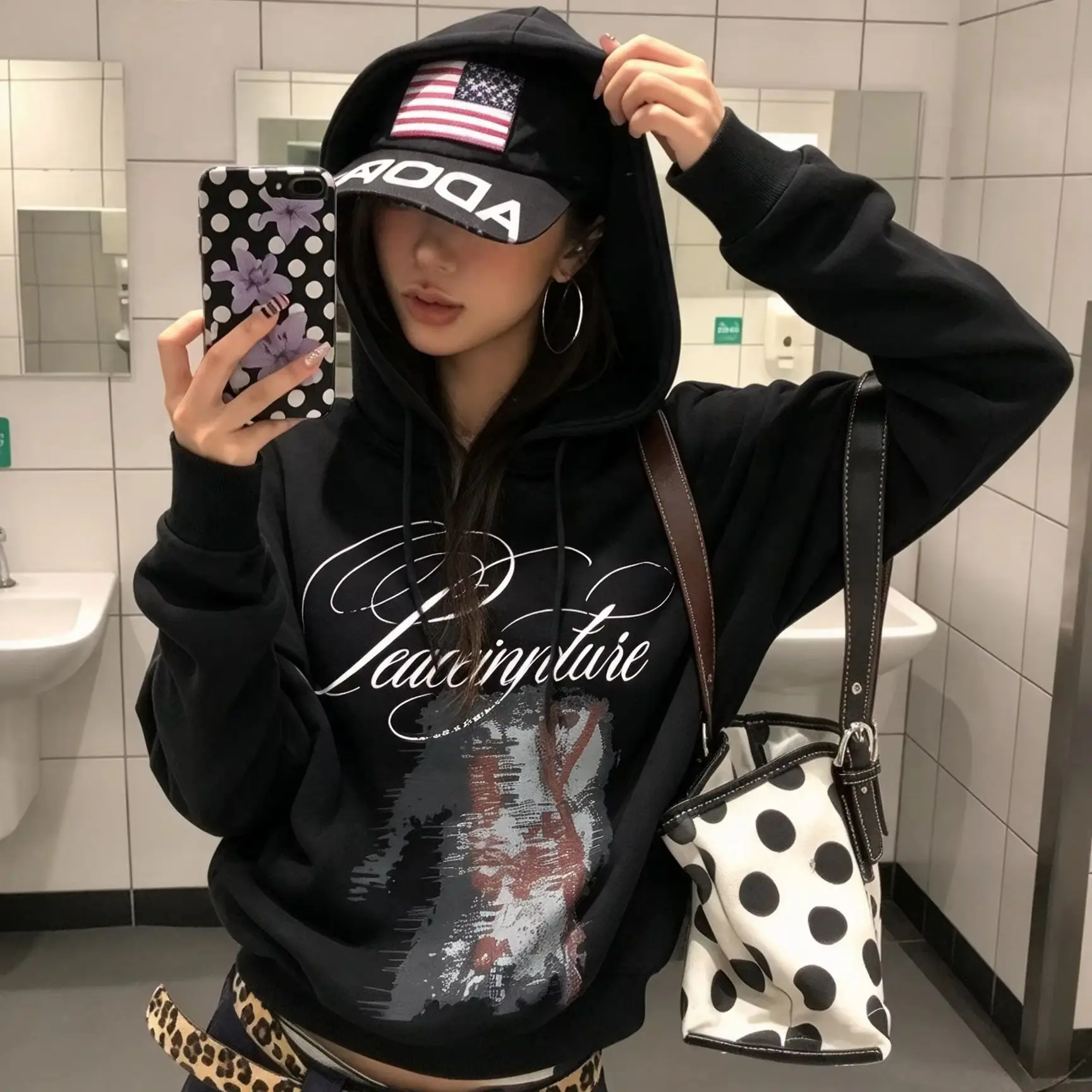 Oversized Graphic Print Hoodie Vintage Cursive Letter Abstract Streetwear Sweatshirt