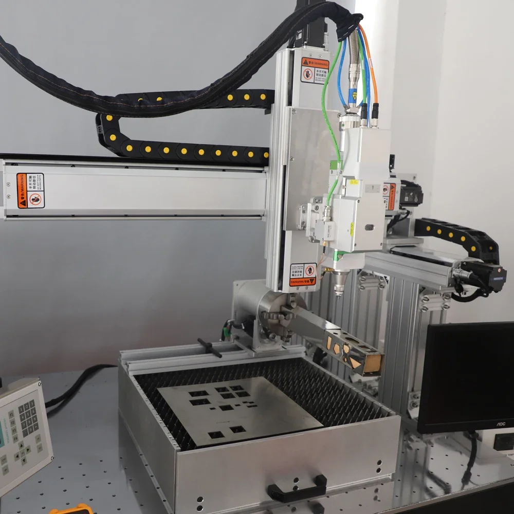 DIY ODM OEM Mini Plate and Pipe Integrated Cutting Machine with BMH111 PC 3D Cutting Head and FSCUT3000S Controller