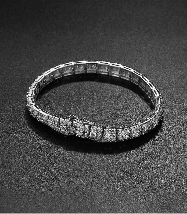 

Luxury Solid Platinum PT950 Women's Deluxe Moissanite Diamond Bracelet Women's Full Diamond Bracelet