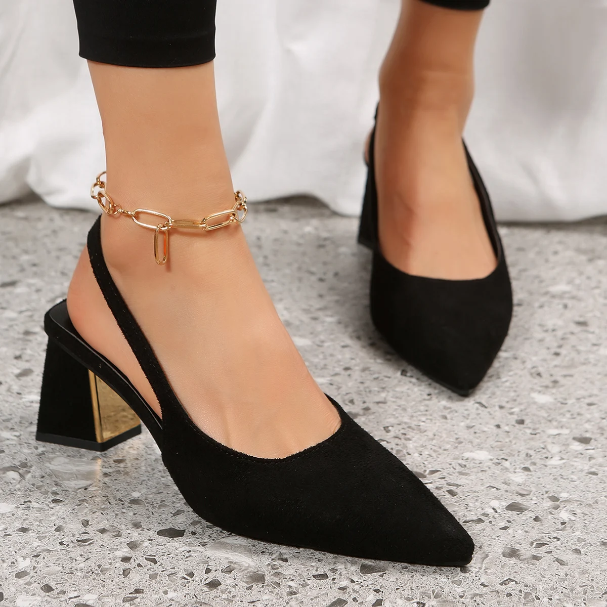 Pointed toe sandals female fairy style summer2022new all-match medium heel buckle thick heel temperament  women shoes high heel