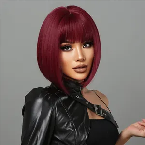 Vinho curto vermelho Bob perucas para mulheres Borgonha Bob perucas com Franja grossa peruca sintética resistente ao calor 10 principais vendas wig com franja vermelha - №6