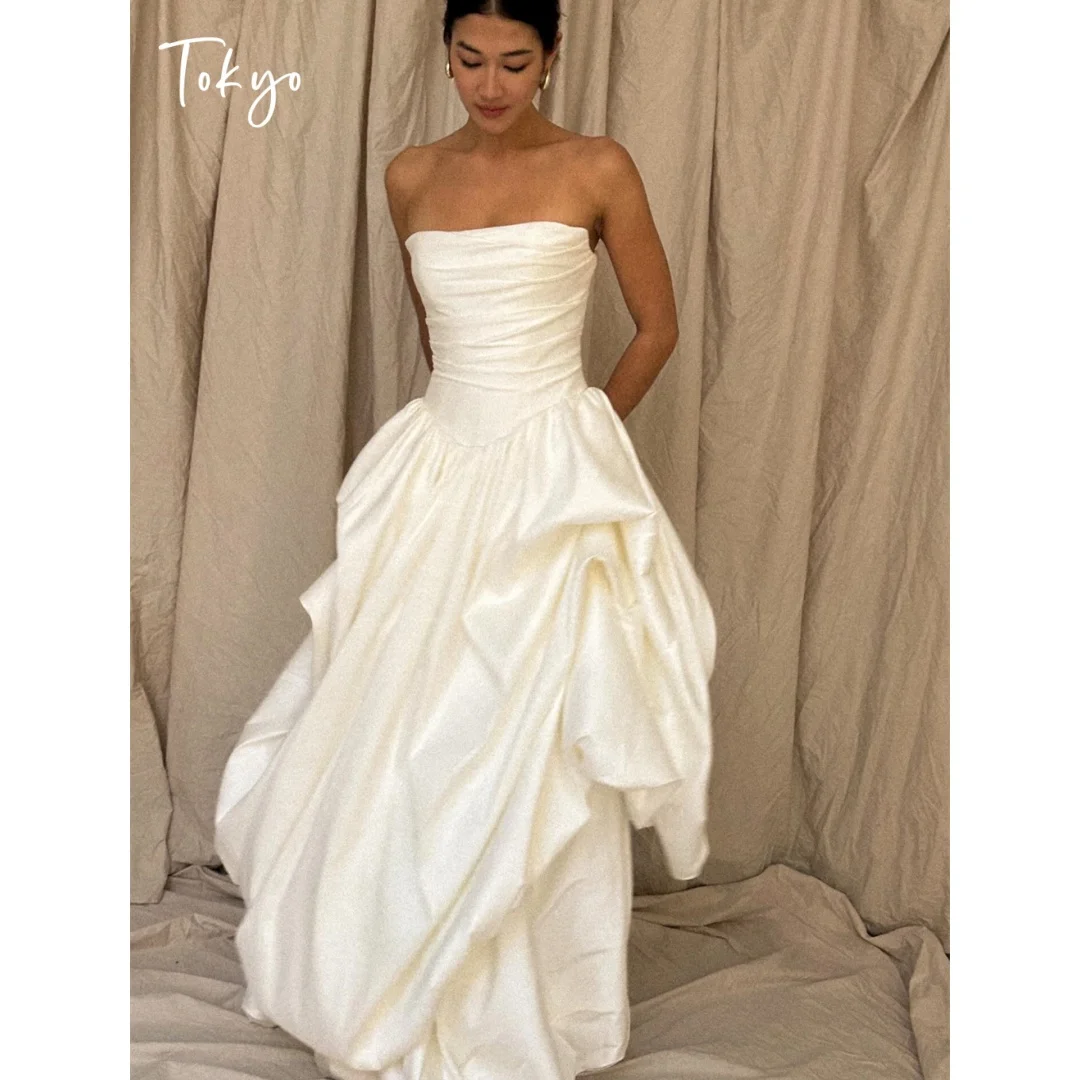 Tokyo Custom Strapless Ruched Satin Wedding Dress Puffy Floor Length Wedding Gown Elegant Formal Evening Bridal Outfit