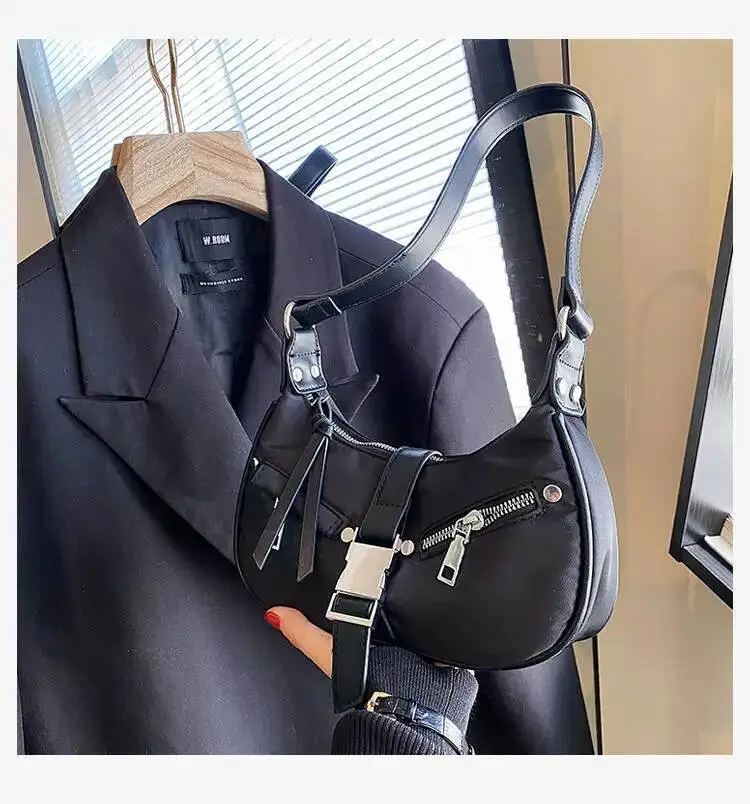 

Bloom Vintage Y2k Handbag Women High Street Haruku Casual Solid Underarm Half Moon Bag Ladies Retro Moto Biker Shoulder Bags