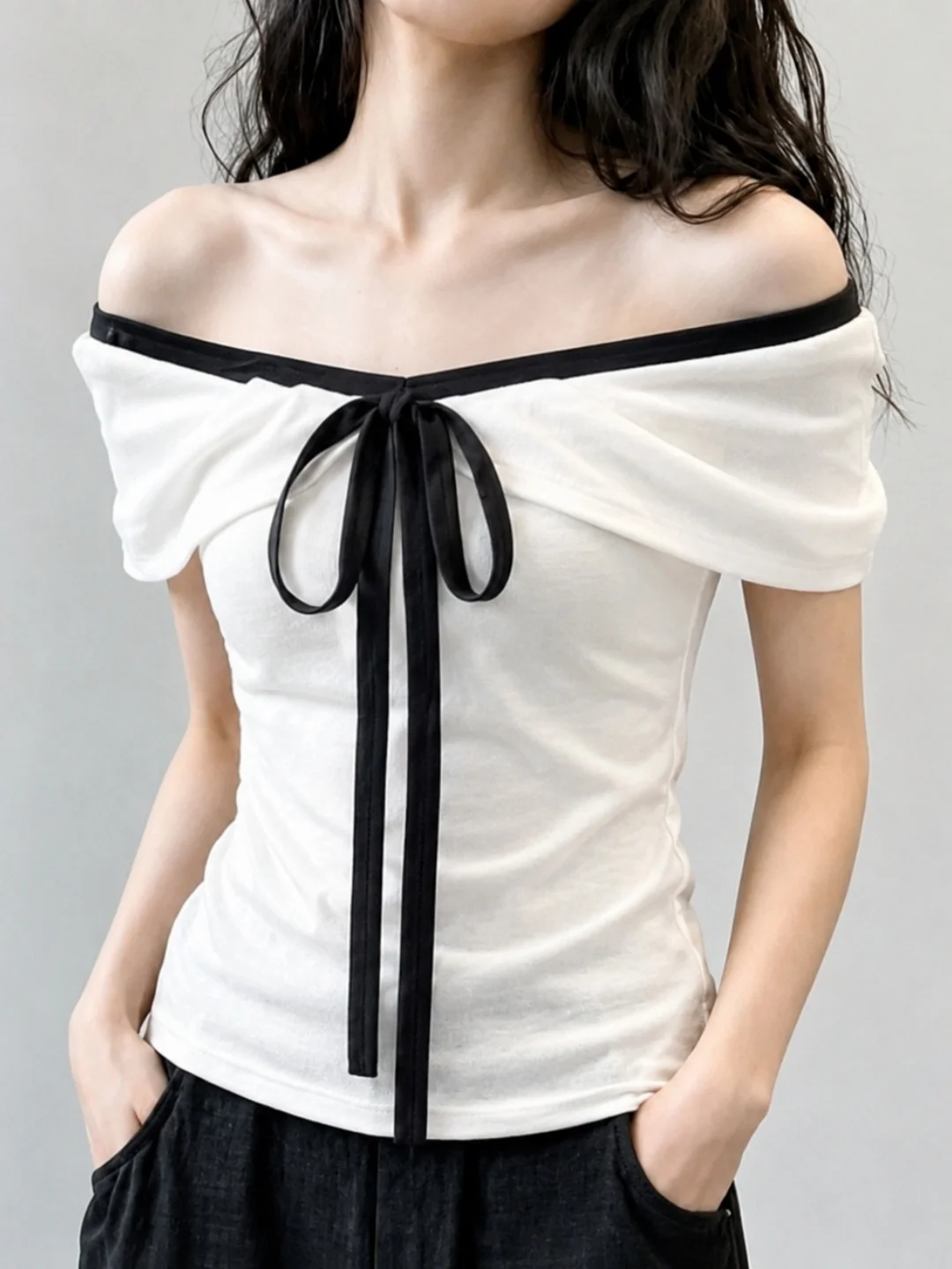 

Sweet Summer Knot Short Sleeve T-Shirt Women's Design Shoulder Bicolor Slimming Top Casual Style Korean Fashion