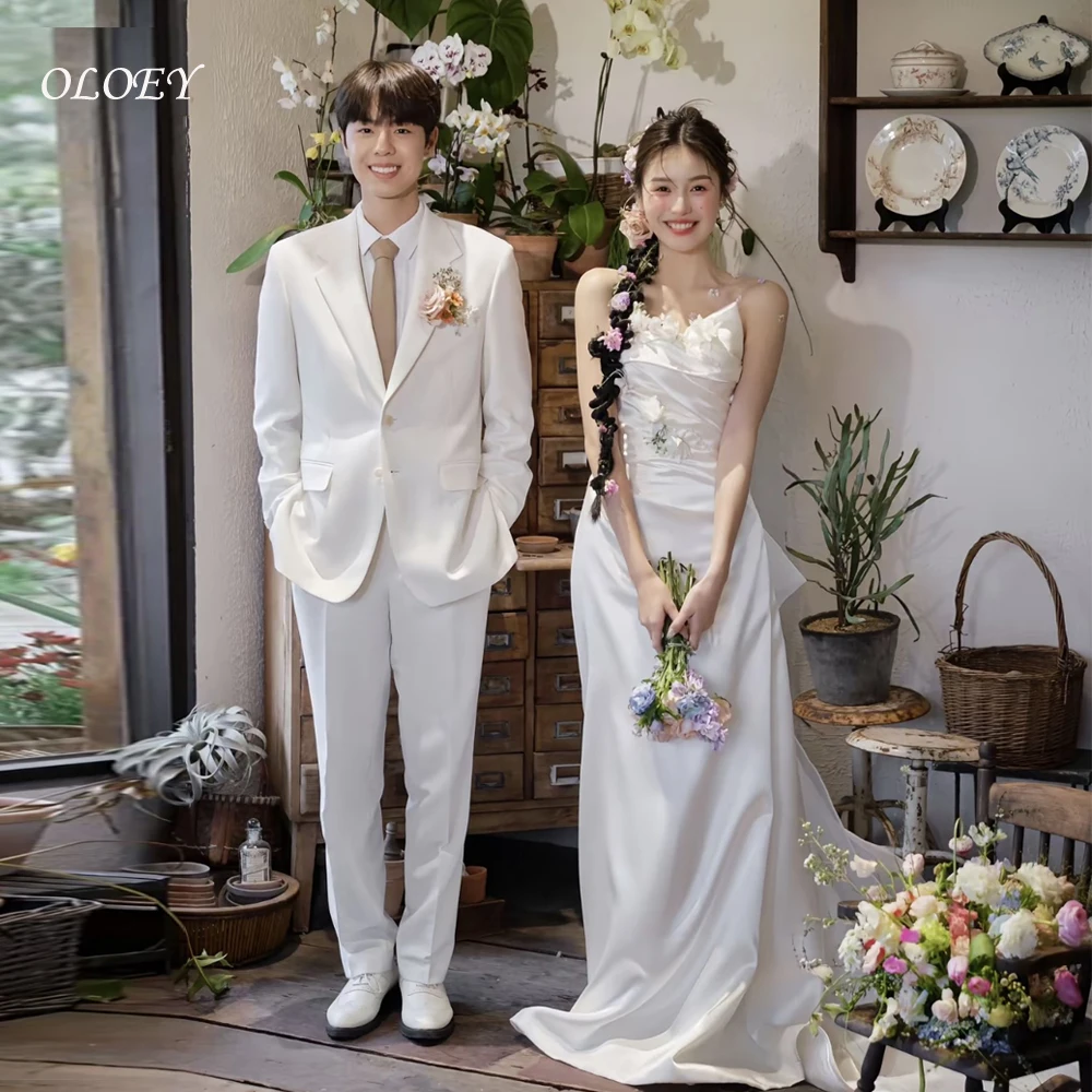 

OLOEY V Neck Spaghetti Straps Korea Wedding Dresses A Line Satin Bridal Gown Photos Shoot Backless Pleat Bride Dress Customized