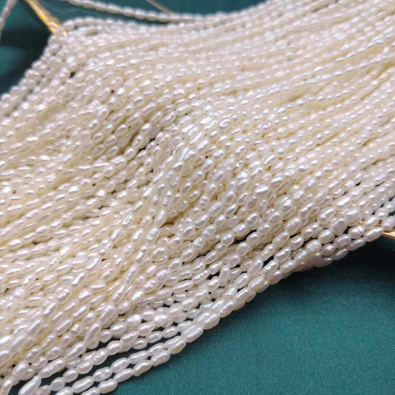 

1.8-2mm Cultured Pearl Natural Freshwater Pearls Rice Loose Beads Charms for DIY Women Men Necklace Jewelry Making Accessories
