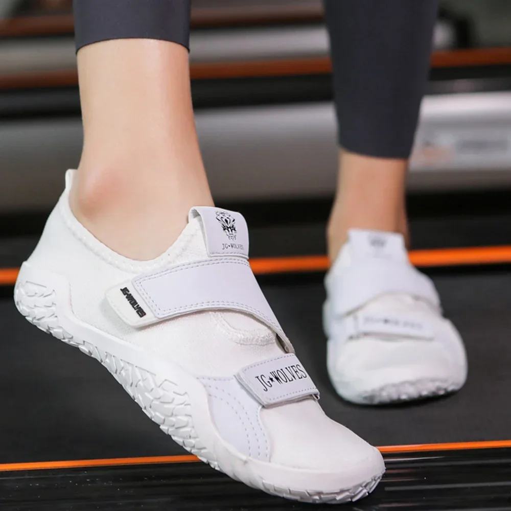 2024 nowe trampki do biegania kobiety mężczyźni buty sportowe buty do fitnessu w pomieszczeniach do biegania martwy ciąg joga miękkie dno obuwie