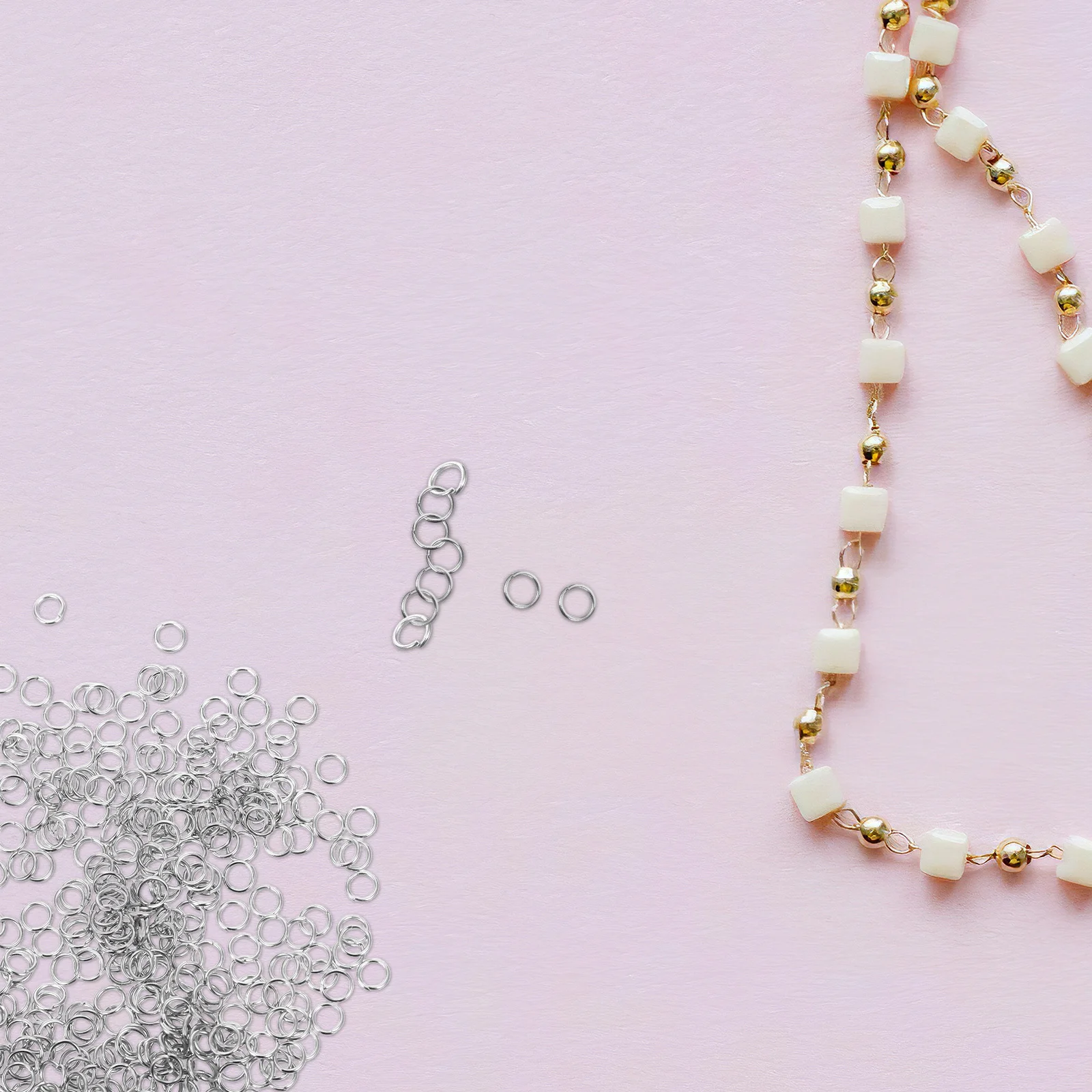 800Pcs Stainless Steel Jump Rings 4Mm Open Connectors Jewelry Findings for Necklace Layering Earrings Keychains