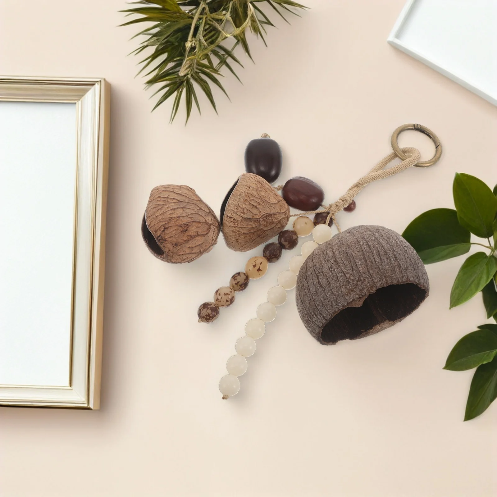 

Natural African Nutshell Rattle Shaker Hand Percussion Bell Tribal Drum Maracas for Yoga Meditation Rhythm African Instruments