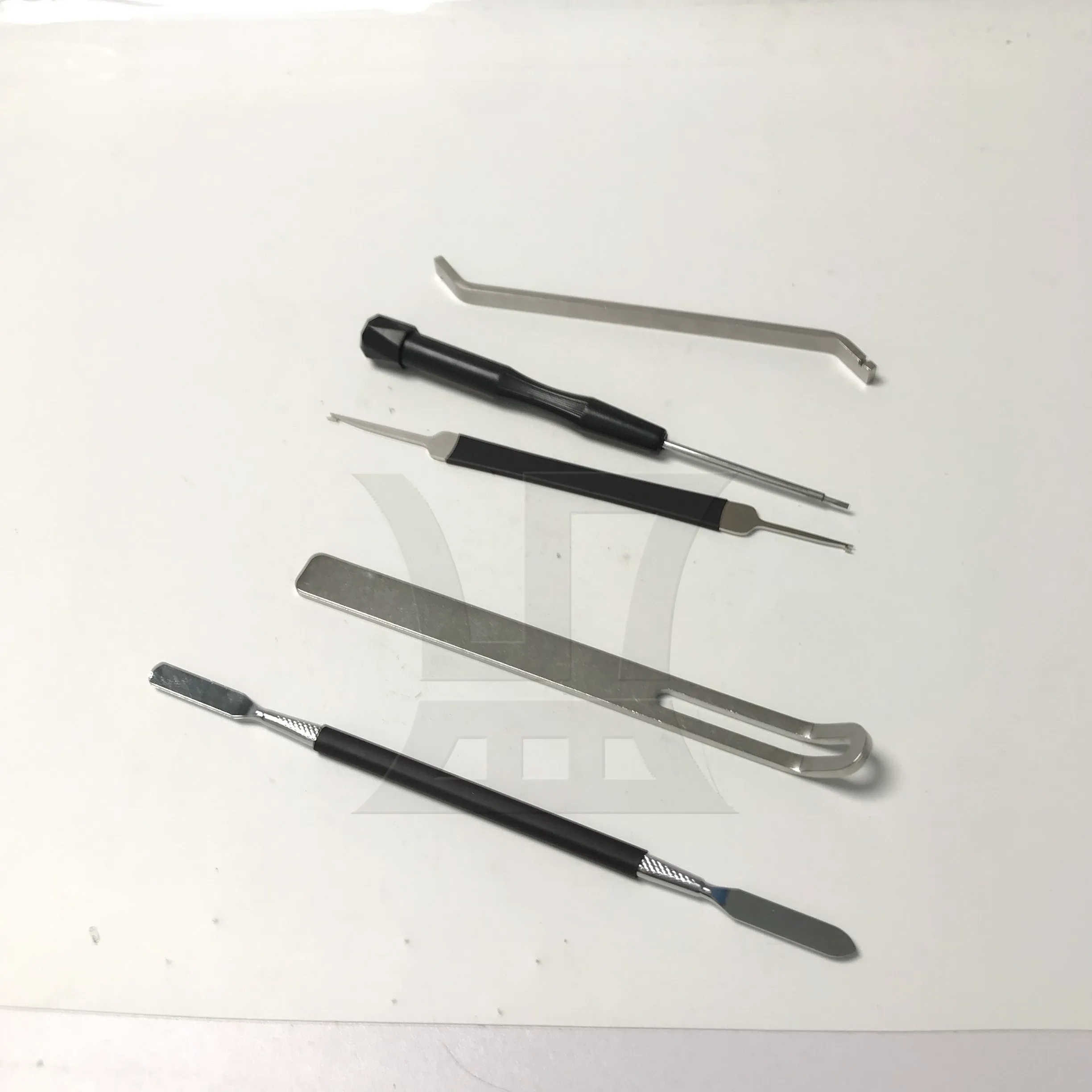 

Yibuy 1 Set (5-In-1) Saxophone Repair Tool Kit for Flute Clarinet Repair Tools