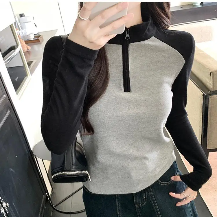 

Женский осенне-зимний топ больших размеров из немецкого бархата с высоким воротником, утепленный, с длинным рукавом, облегающий, в рубчик