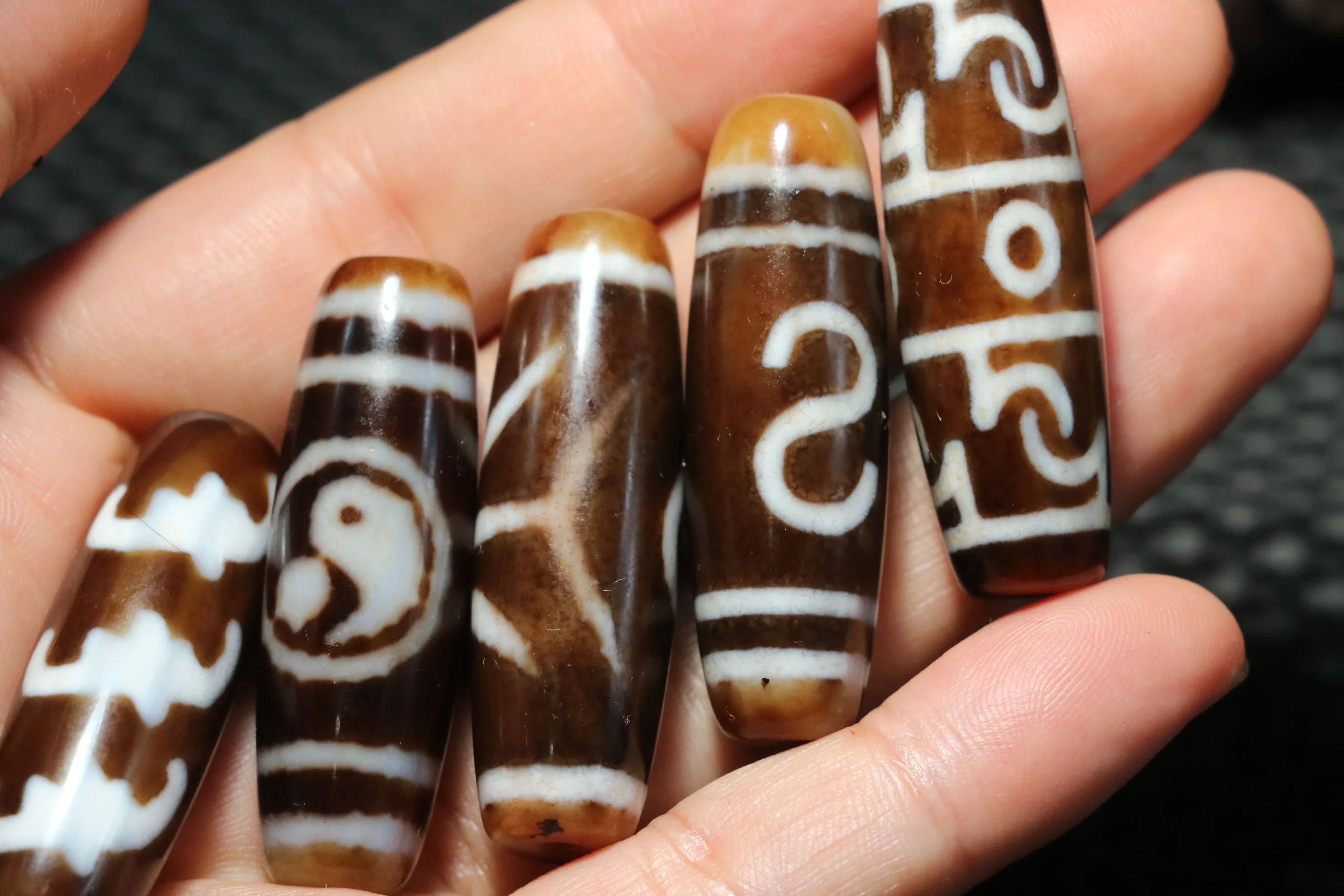 

NO.6 Set of 5 PCS Energy Tibetan Top Old Agate Multiple Symbols dZi Bead Pendant 2023 For Jewelry Amulet Timestown UPD0725A678