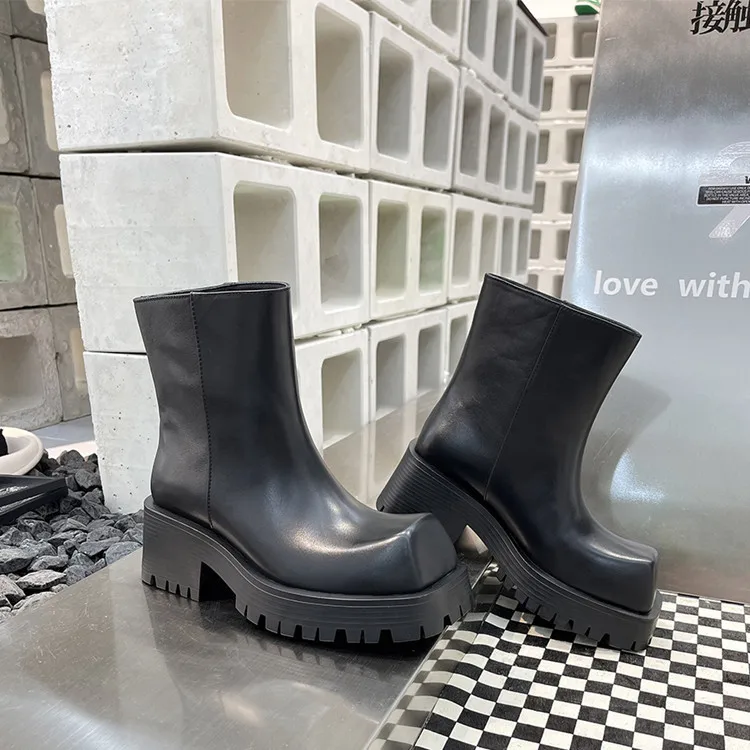 New Fashion High Quality Chelsea Short Boots Women Square Heel