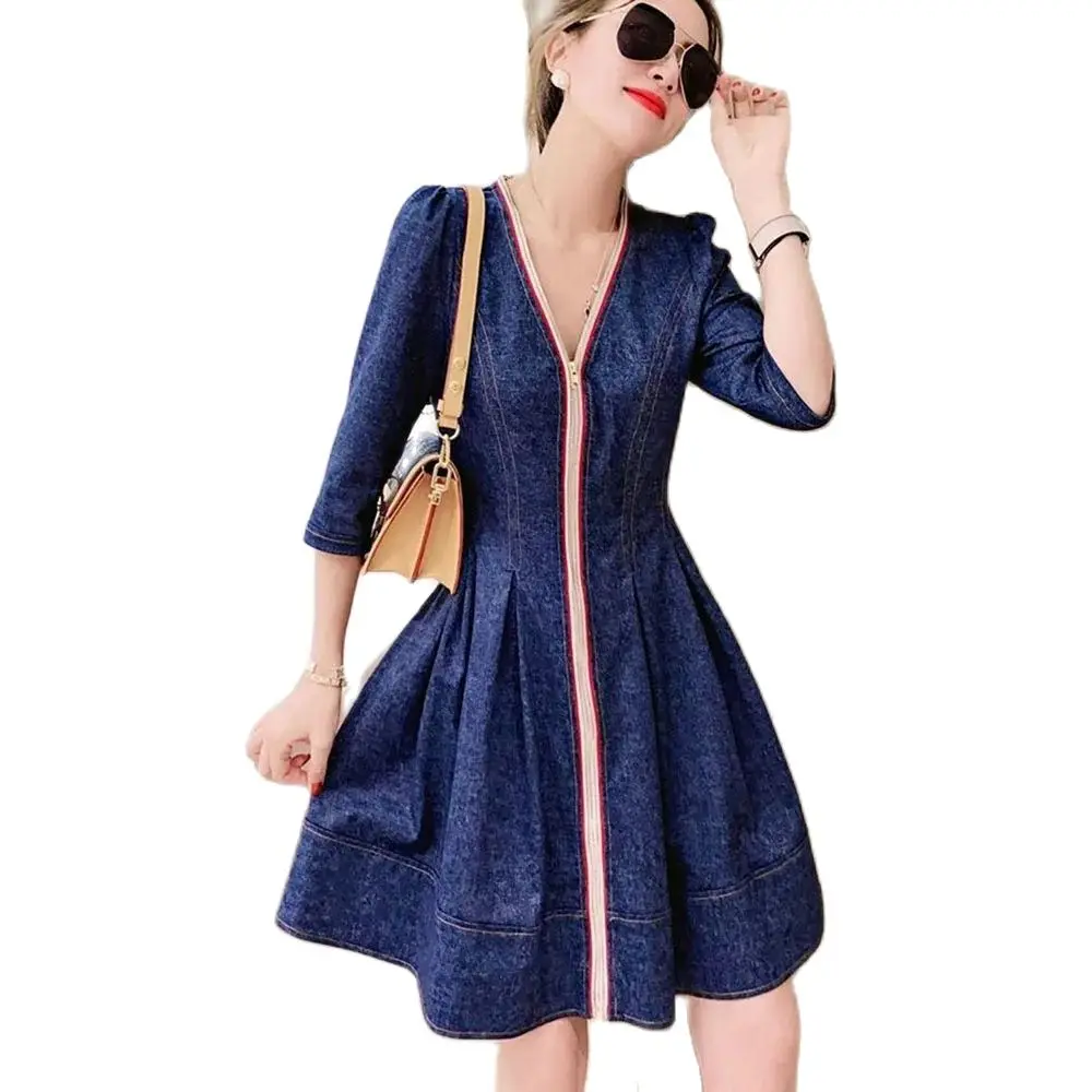 

Denim Casual Waist Dress In Early Autumn Of 2024, New Design Sense V-neck Goddess Fan, Age-reducing Fashion European Dress Woman