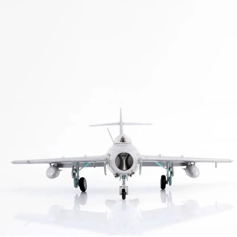 Diecast 1:72 Échelle MIG-15bis Jean Soviétique Alliage Fini Simulation Modèle Leges Décoration Souvenir Cadeaux Pour Adulte