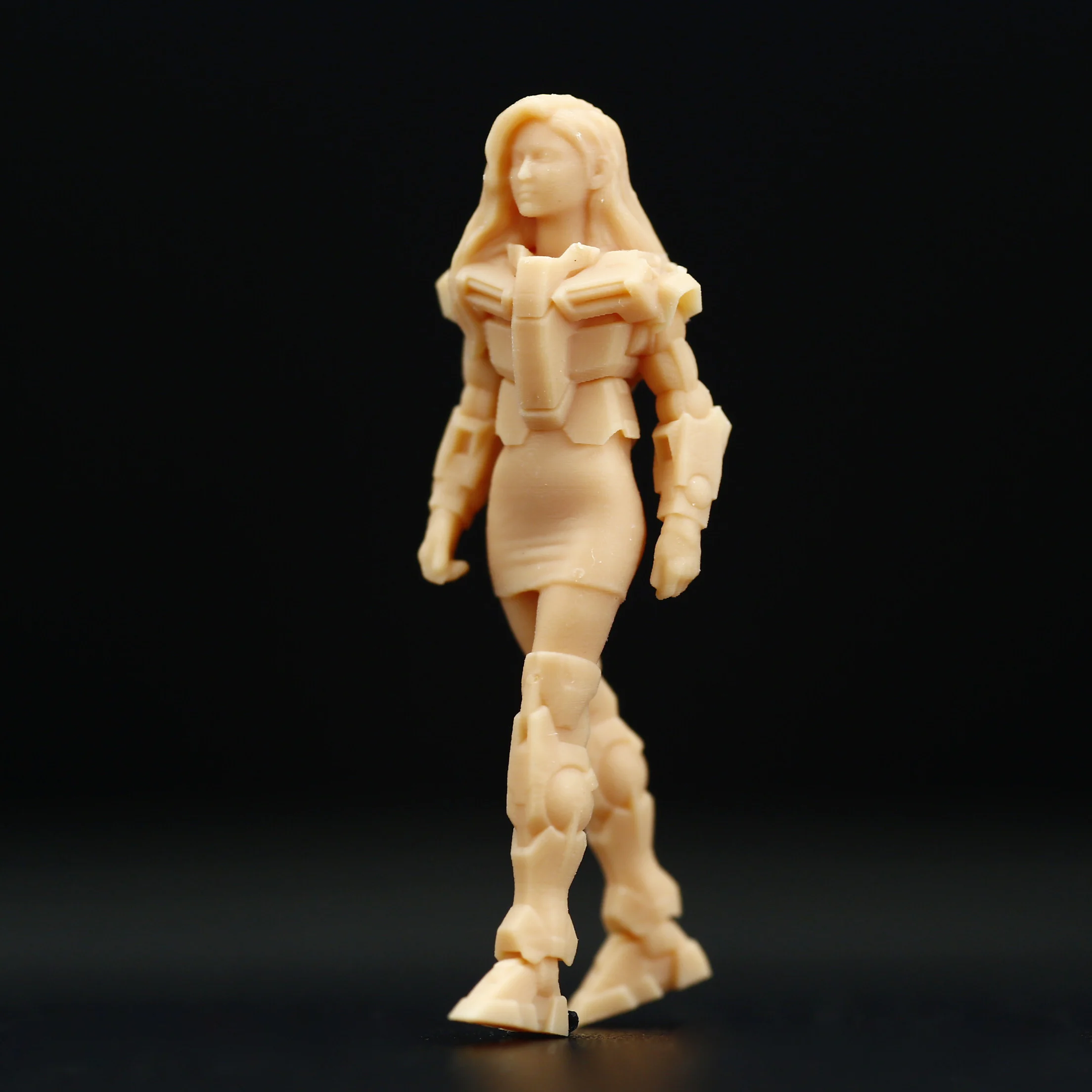 Resin Diorama 1/64 Robot Warrior Woman Miniaturas Sand Scene Props 1/43 Miniatures Figures Model Car Garage DIY Scenes