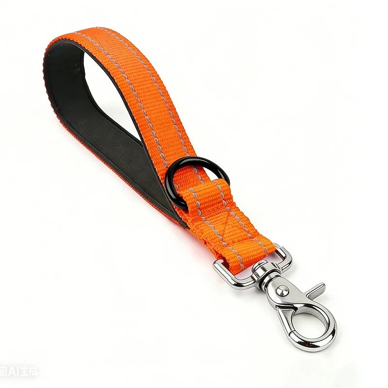 

Short Dog Leash One step short leash for a dog Reflective soft handle traction big dog leashes short lead for a Large dog rope