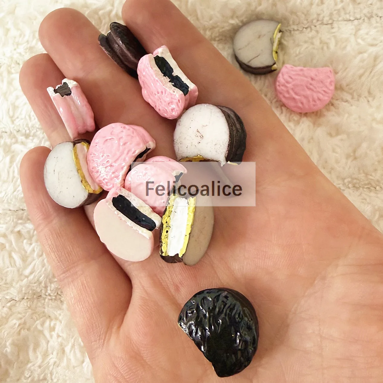 6PCS Miniature Resin Chocolate Cake Flatback Cabochon Sweets Resin Crafts DIY Fake Food Decoration Parts Fairy Garden