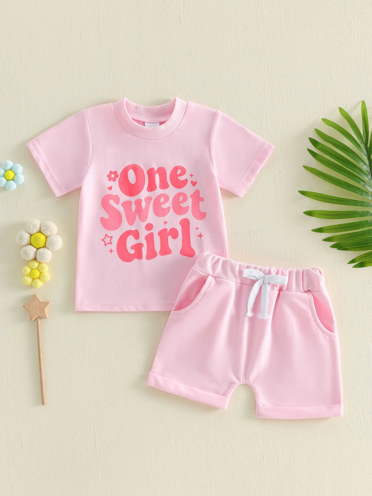 

Toddler Girls Summer Outfit Sleeveless Floral Print Top with Ruffle Shorts 2-Piece Set for Birthday Party or Playtime