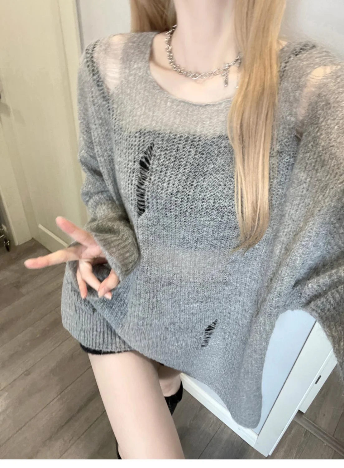 Gray Raglan Hoodie Thin Sweater Autumn and Winter Women Long Sleeve Knit Loose Sunscreen Retro Casual