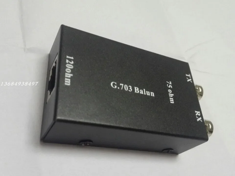 Convertitore Metallico G703 da BNC Femmina 75 Ohm a RJ45 120 Ohm