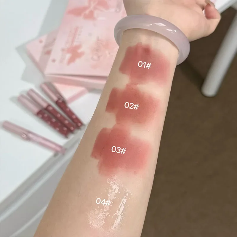 QIBEST Nieuwe 4 stuks Zachte Lipkleuren Make-up Kits Omvatten 3 * Matte Vloeibare Lipstick En 1 * Lippenbalsem Olie Cosmetische Sets Met Ketting Cadeau