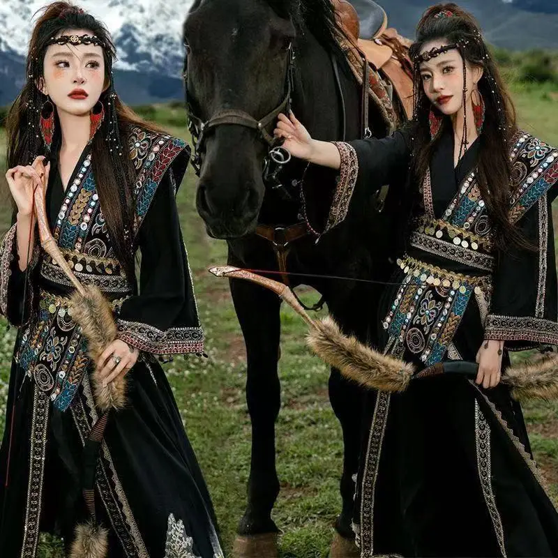 

Pre Period Exotic Princess Cosplay Costume Men Women Traditional Miaojiang Hanfu Halloween Party Travel Wuxia COS Suits