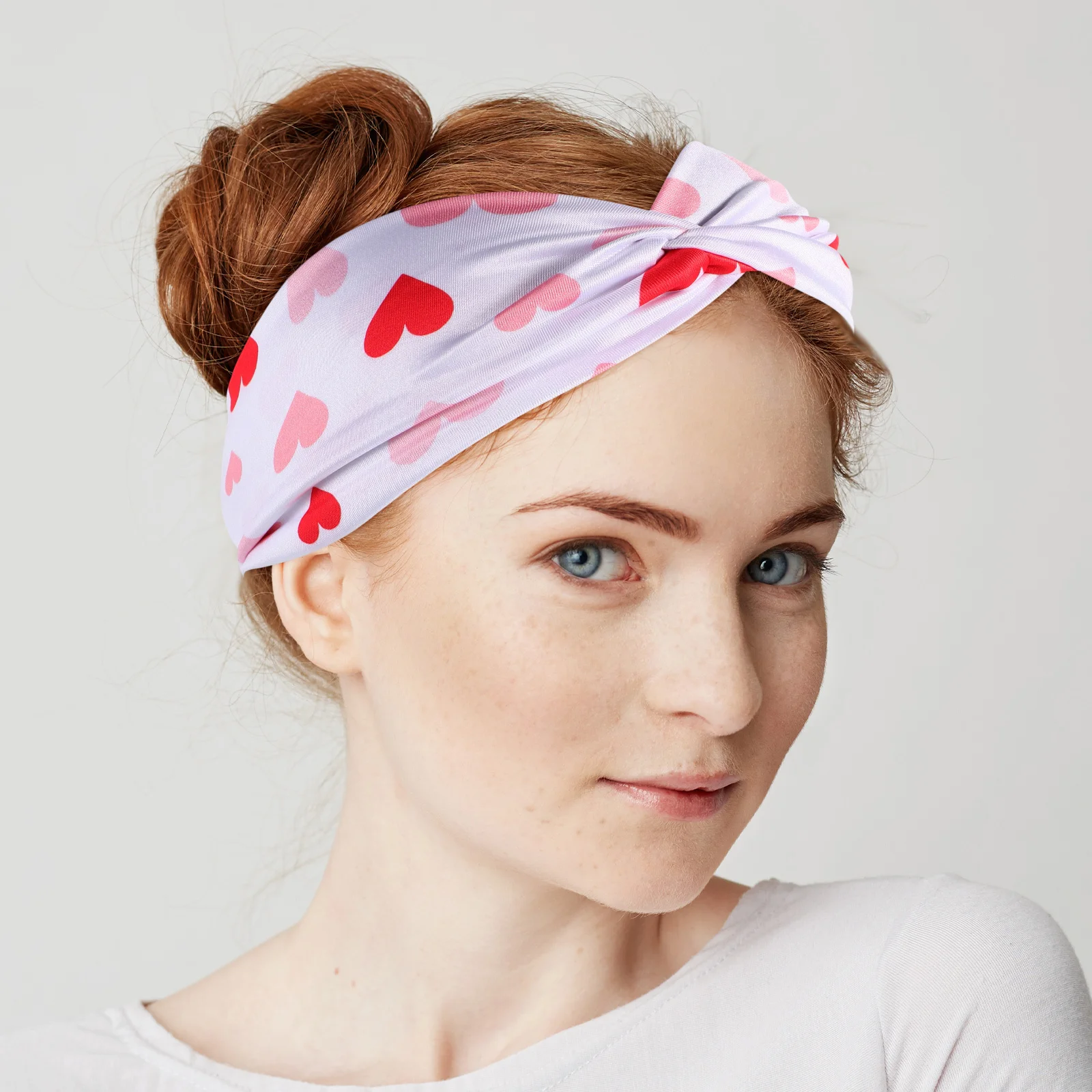 

Heart Print Yoga Sports Headband Soft Elastic Non Slip Sweat Absorbing Running Gym Workout Head Wraps for Women