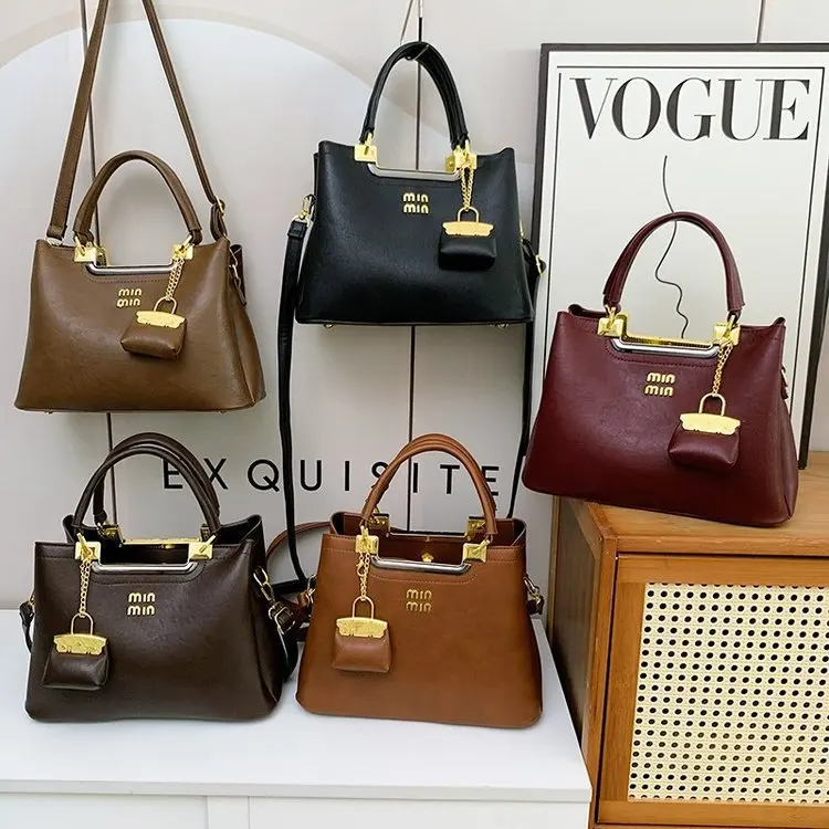 

2025 New Women's Minimalist Soft Leather Tote Bag - Luxe Chic, Large Capacity, Convertible Shoulder/Crossbody