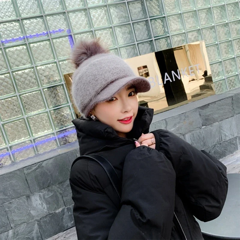 Luxury Women Winter Thick Warm Fuzzy Knit Beanie Cap with Visor Bill Cute Pompom Cold Weather Windproof Skullies Baseball Cap