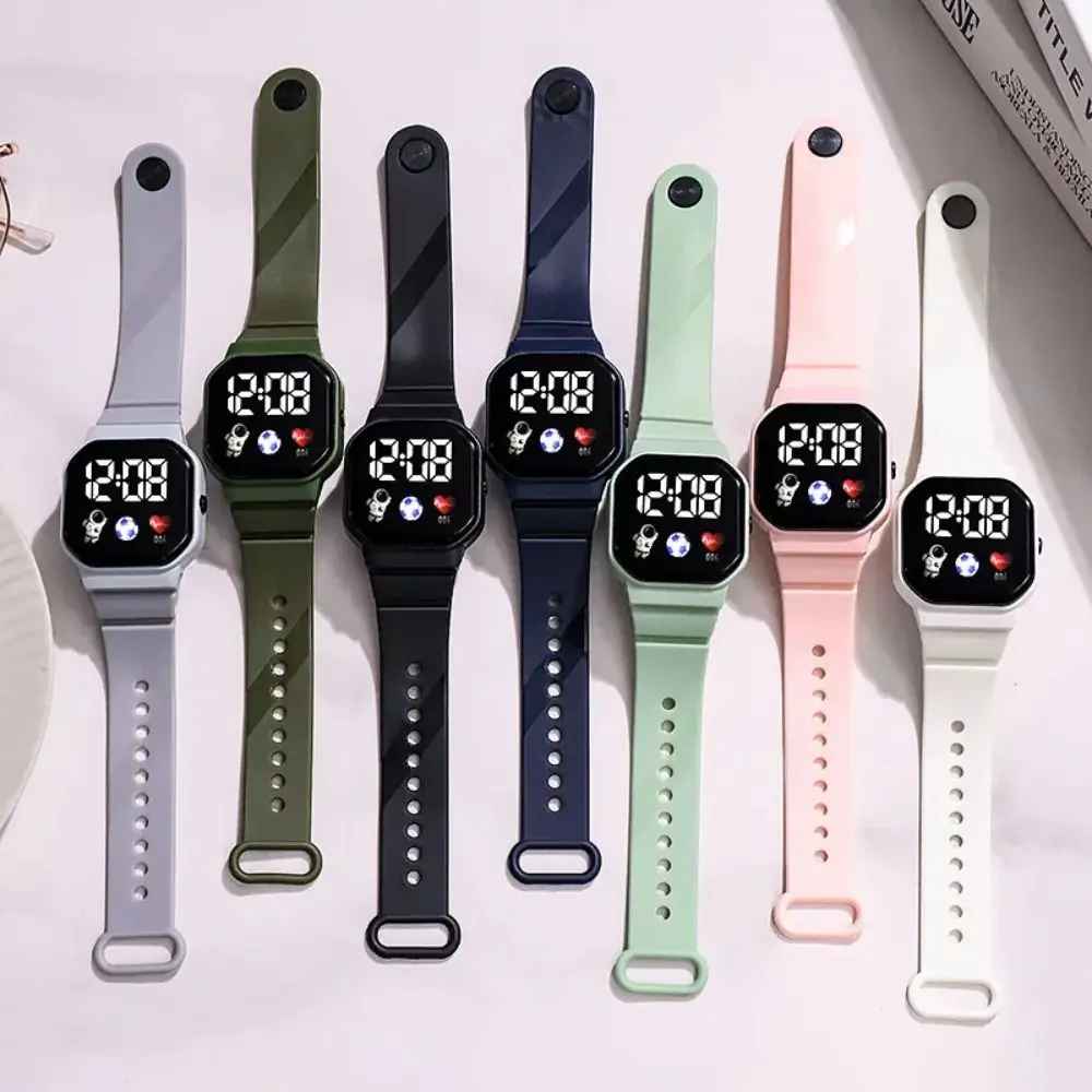 Outdoor Fashion LED Digital Watches Spaceman Waterproof Kids Sport Watch Silicone Strap Electronic Wristwatch Men Women Student