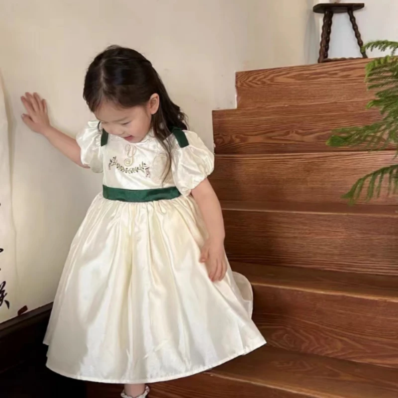 Spring Summer 2023 New French Children\'s Embroidered Dress Little Girl\'s Bubble Sleeve Princess Boutique Dress Eid Dress